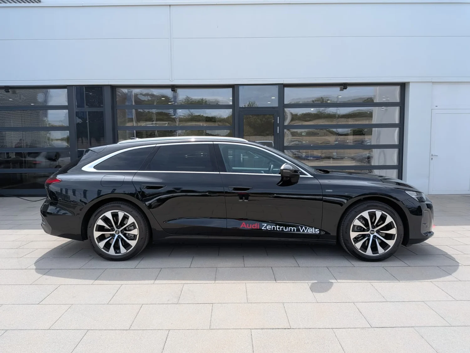 Bild eines Audi A6 Avant e-hybrid quattro 220 kW