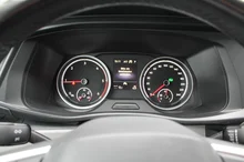 VW T6 T6.1 Caravelle Comfortline TDI 4MOTION in X3 Indiumgrau Metallic