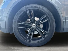 VW Tiguan Highline TDI SCR 4MOTION DSG in X3 Indiumgrau Metallic
