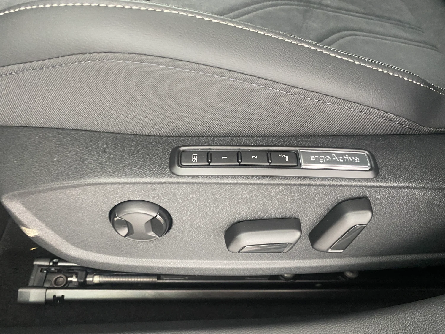 Bild eines VW Golf Rabbit TSI