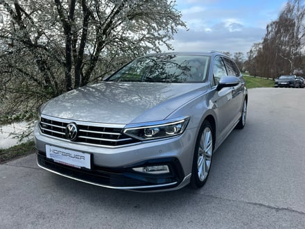 VW Passat Variant Elegance TDI 4MOTION DSG