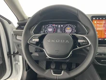 Škoda Octavia Combi Selection TSI in Moon-Weiß Metallic