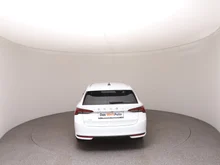 Škoda Octavia Combi Selection TSI in Moon-Weiß Metallic