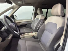 VW Multivan Business ÜH eHybrid 180 kW 4M in Candyweiß