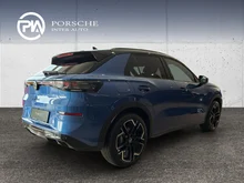 VW T-Roc R-Line eTSI DSG in Celestial Blue Dach Black Uni