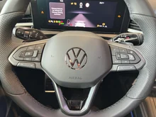 VW T-Roc R-Line eTSI DSG in Celestial Blue Dach Black Uni