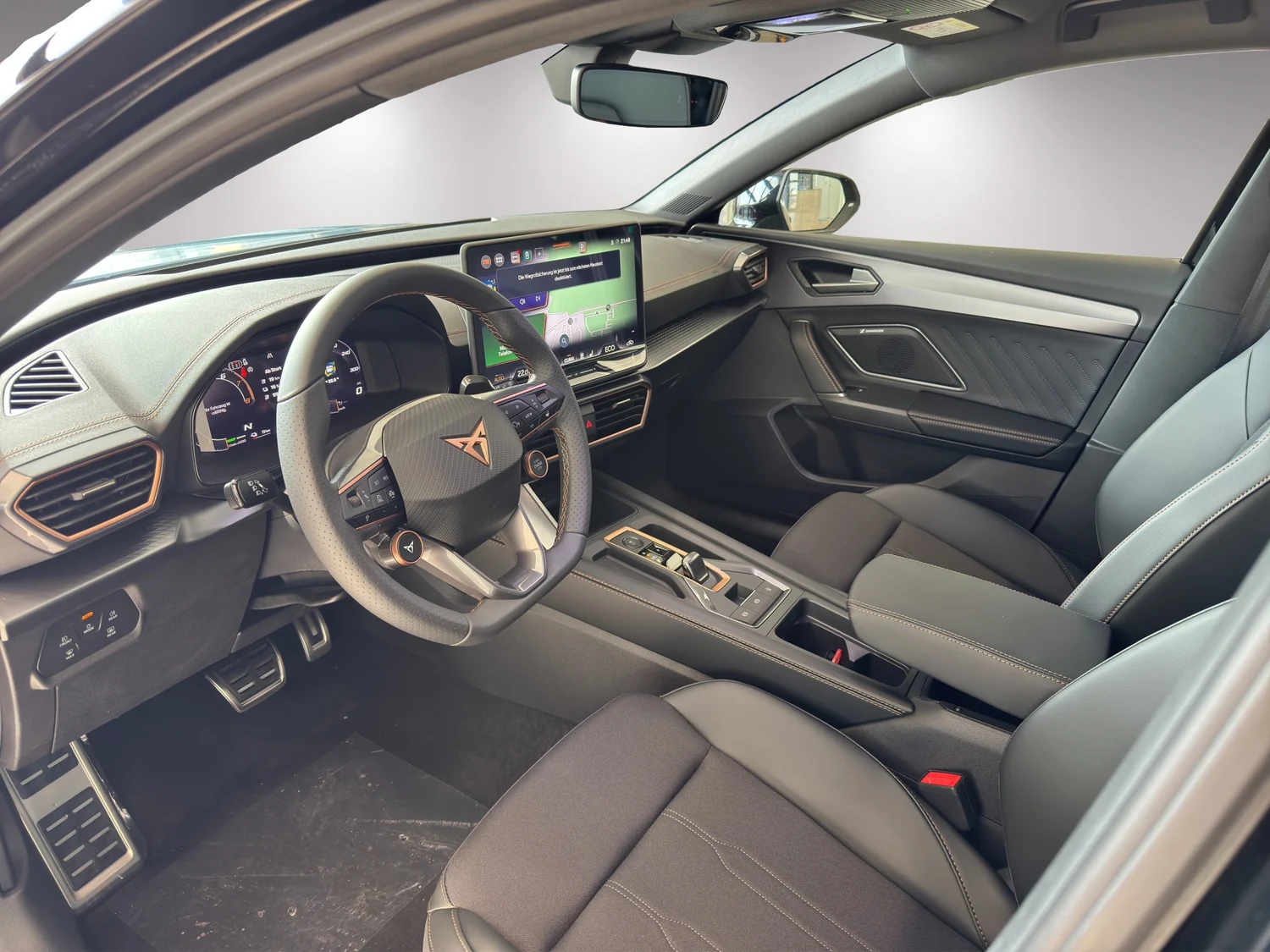 Bild eines Leon e-HYBRID 150/204