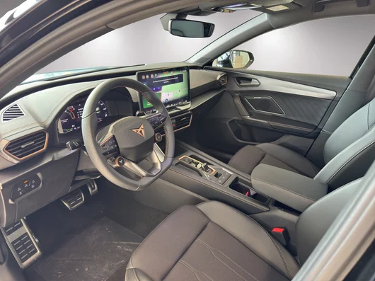Bild eines Leon e-HYBRID 150/204