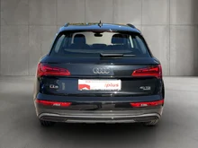Audi Q5 40 TDI quattro in MYTHOSSCHWARZ METALLIC