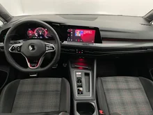 VW Golf GTI DSG in 2T Deep Black Perleffekt