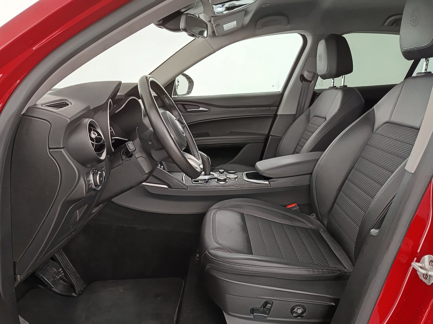 Alfa Romeo Stelvio Super 2,2 ATX AWD | Bild 14 von 38