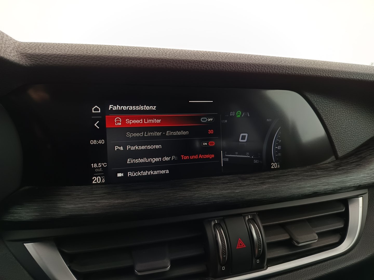 Alfa Romeo Stelvio Super 2,2 ATX AWD | Bild 26 von 38