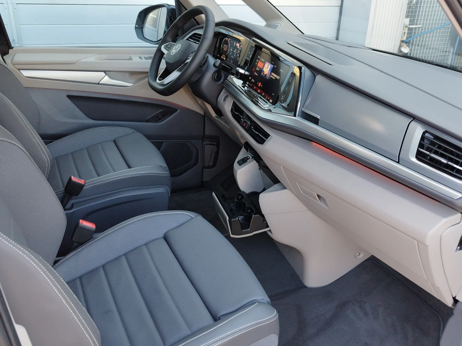 Bild eines VW Multivan Style eHybrid 180 kW 4MOTION