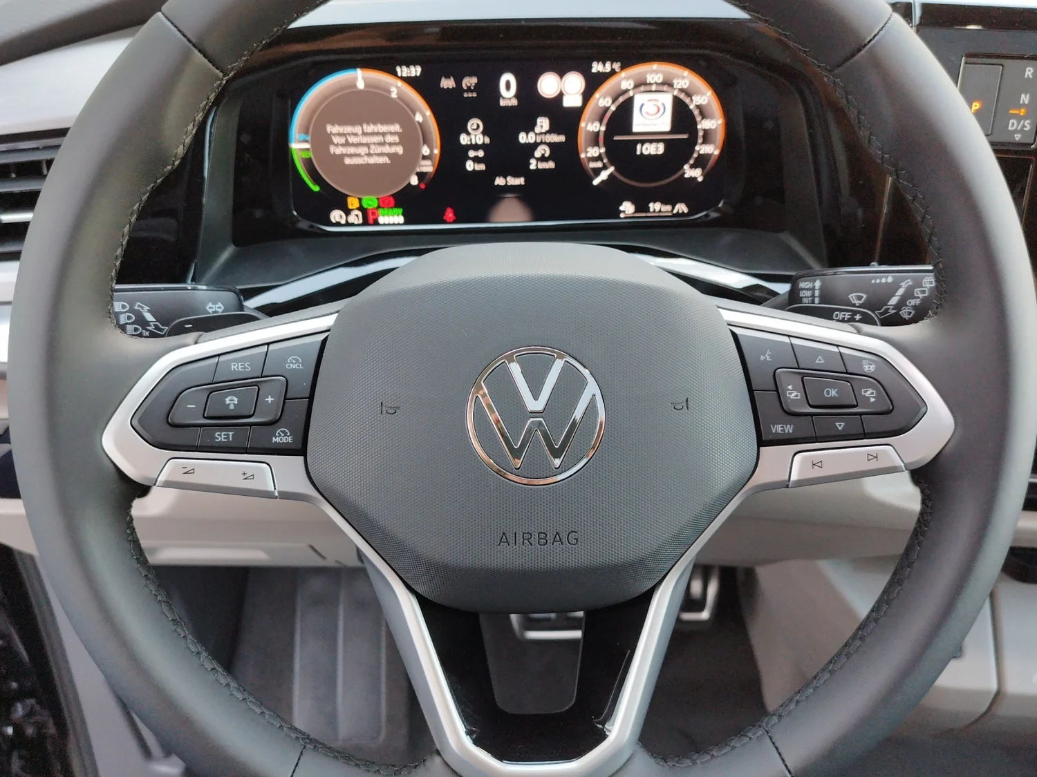 Bild eines VW Multivan Style eHybrid 180 kW 4MOTION