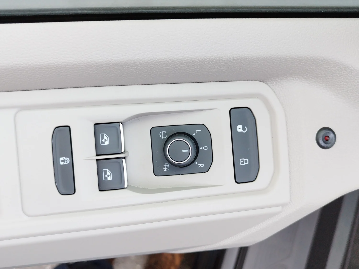 Bild eines VW Multivan Style eHybrid 180 kW 4MOTION