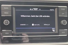 VW T-Roc Design TSI in 2T Deep Black Perleffekt