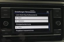 VW T-Roc Design TSI in 2T Deep Black Perleffekt
