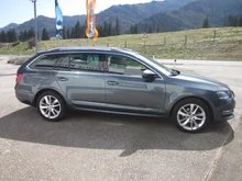 Thumbnail-Foto von Fahrzeug