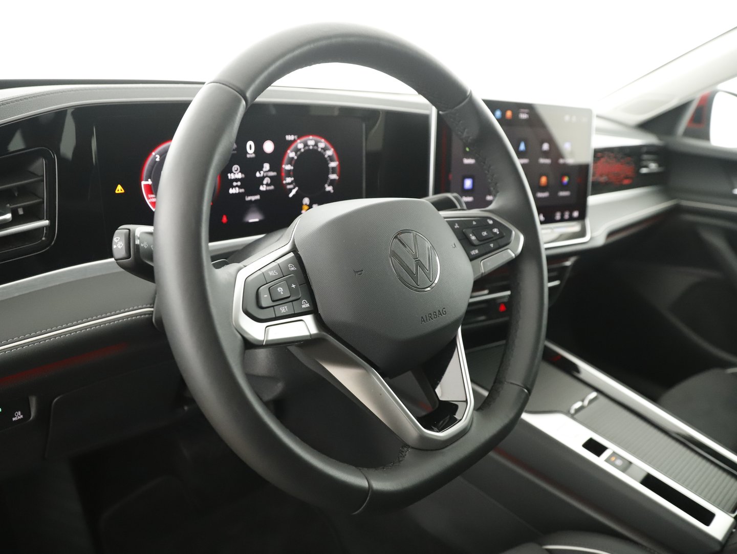 VW Passat Variant Elegance TDI DSG | Bild 16 von 31