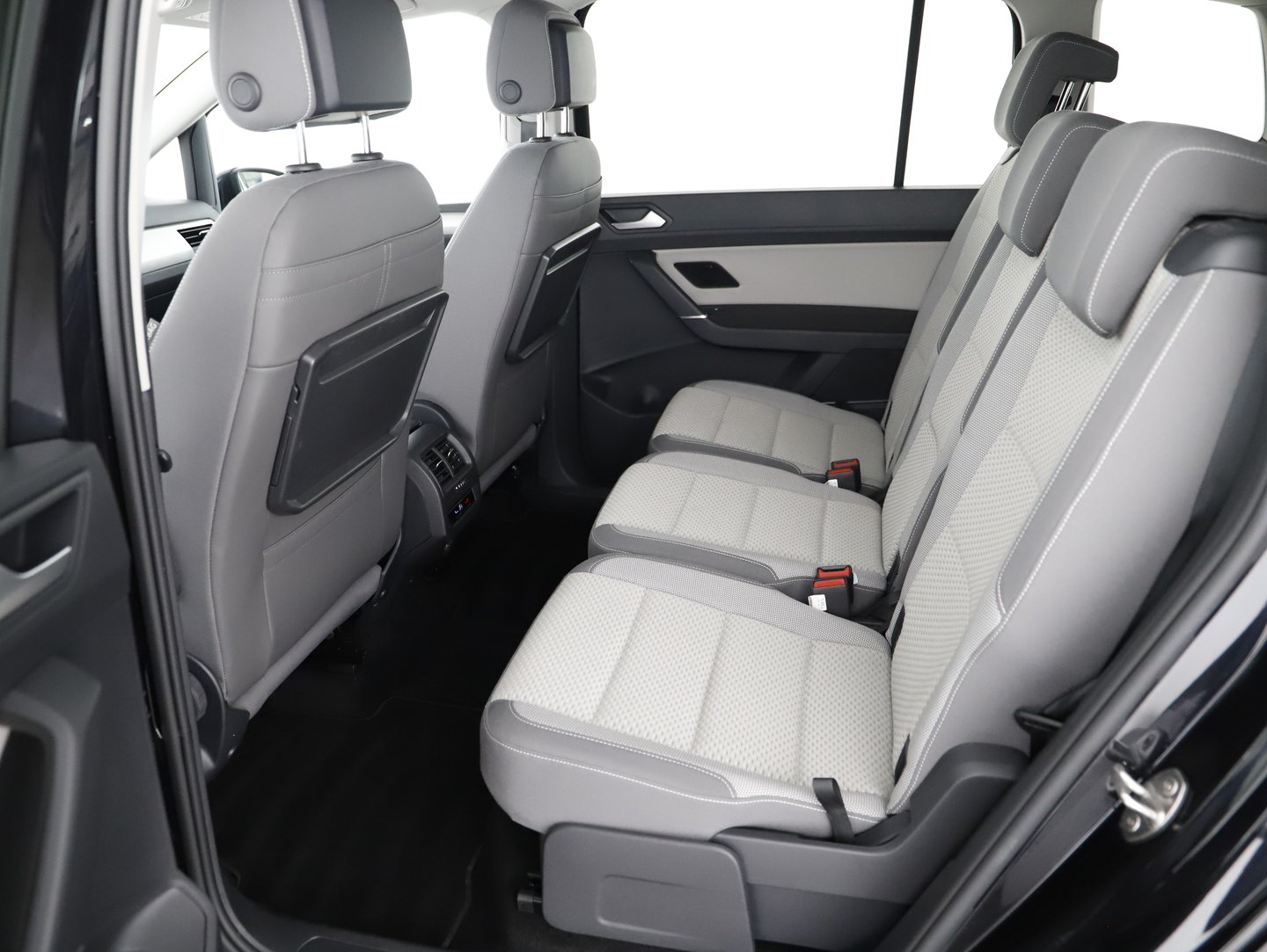 VW Touran Life TSI DSG | Bild 20 von 26