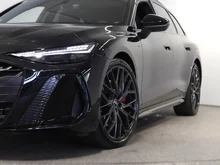 Audi A6 Avant e-hybrid quattro 270 kW in Mythosschwarz Metallic