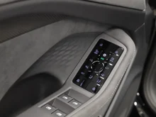 Audi A6 Avant e-hybrid quattro 270 kW in Mythosschwarz Metallic