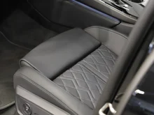Audi A6 Avant e-hybrid quattro 270 kW in Mythosschwarz Metallic