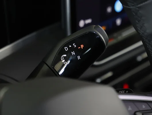 Bild eines VW Passat Variant Business eTSI DSG