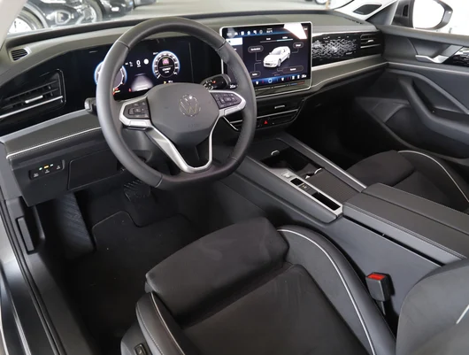 Bild eines VW Passat Variant Business eTSI DSG