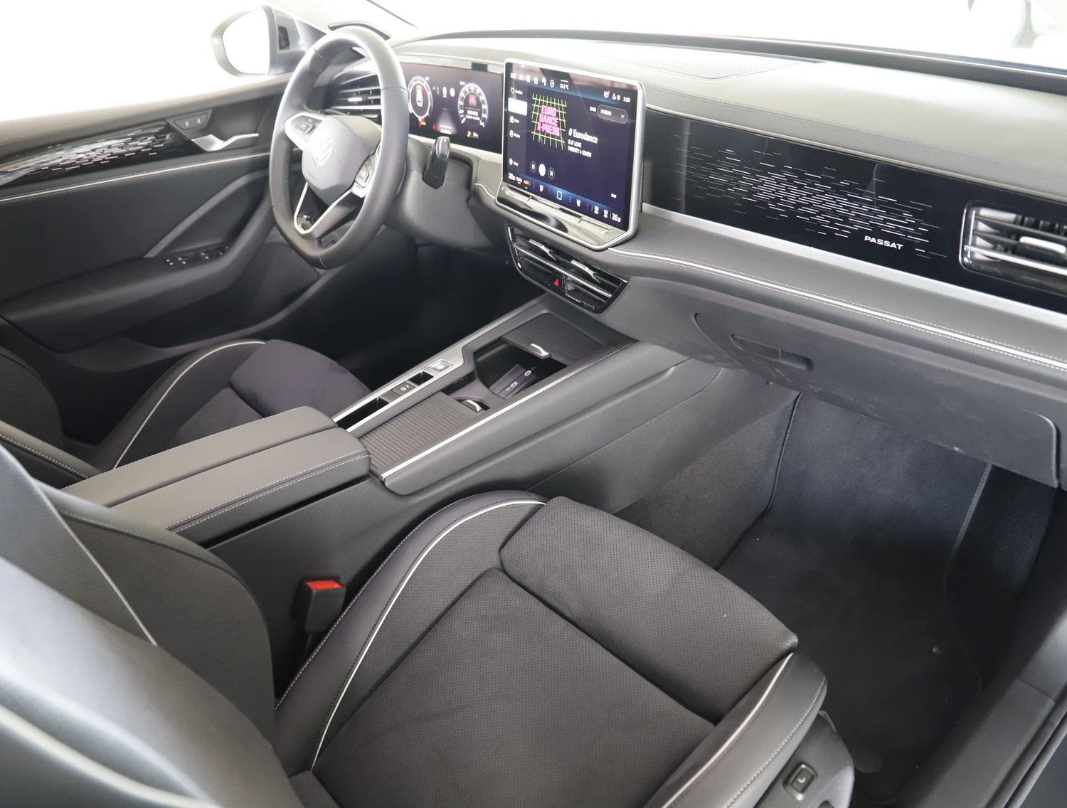 Bild eines VW Passat Variant Business eTSI DSG