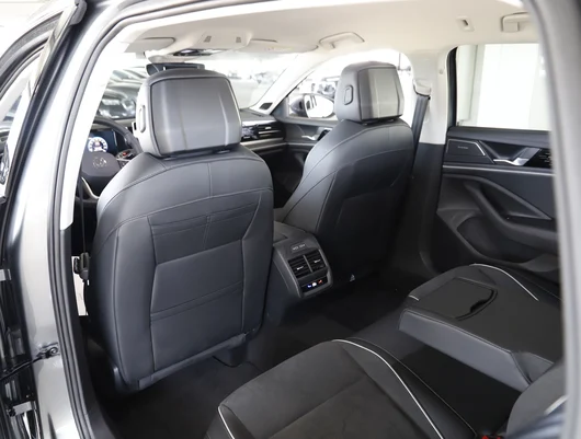 Bild eines VW Passat Variant Business eTSI DSG