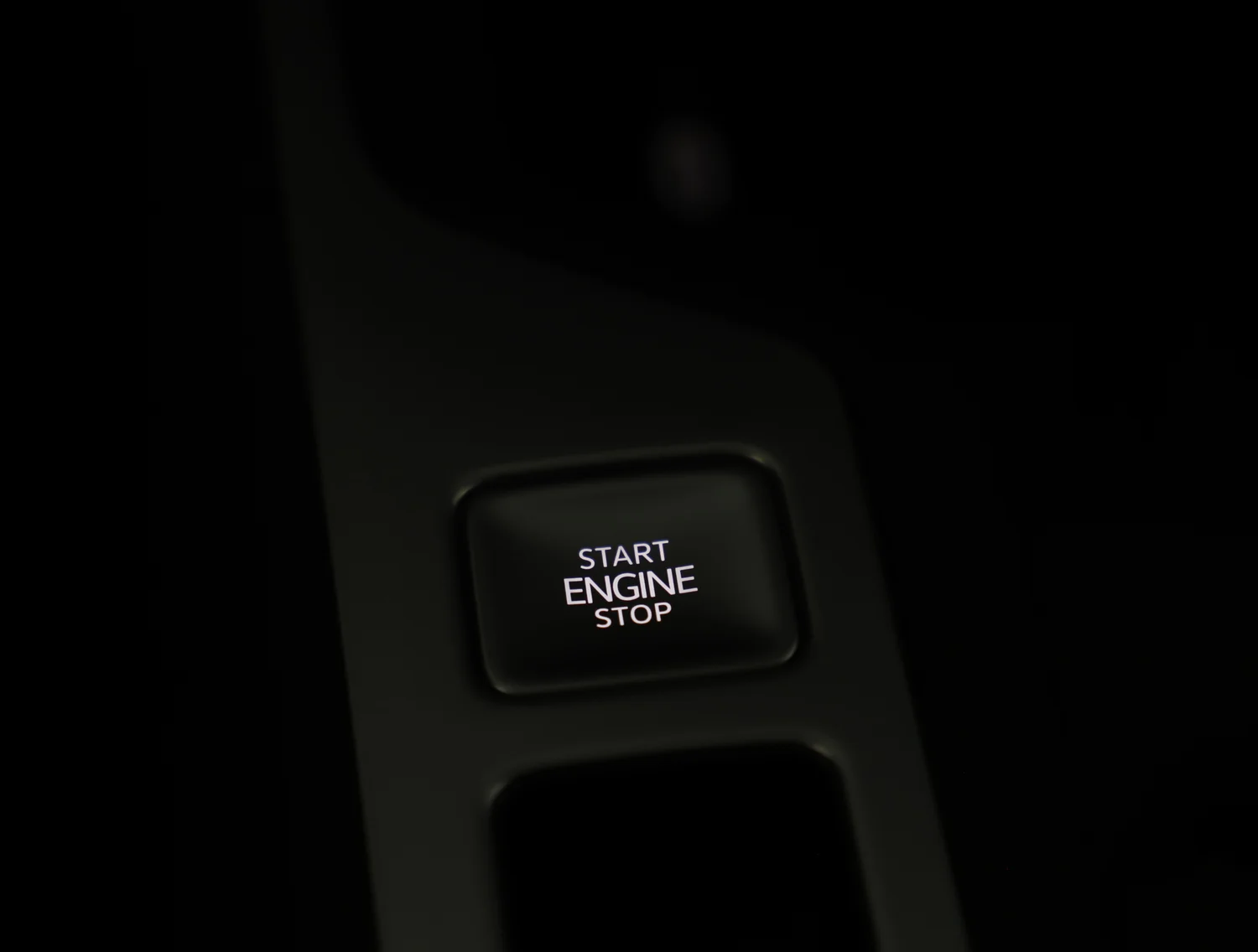 Bild eines VW Passat Variant Business eTSI DSG