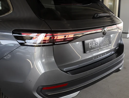 Bild eines VW Passat Variant Business eTSI DSG