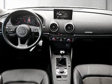 Audi A3 Sportback SB 1.6 TDI intense in brillantschwarz Klar
