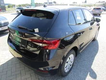 Škoda Fabia Essence TSI in Black-Magic Perleffekt
