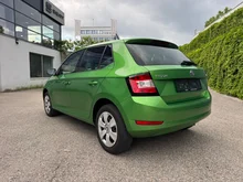 Thumbnail-Foto von Fahrzeug