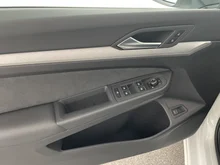 VW Golf Variant Business TSI in Pure White