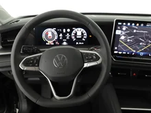 VW Tayron Friends eHybrid DSG 150kW in Grenadillschwarz Metallic