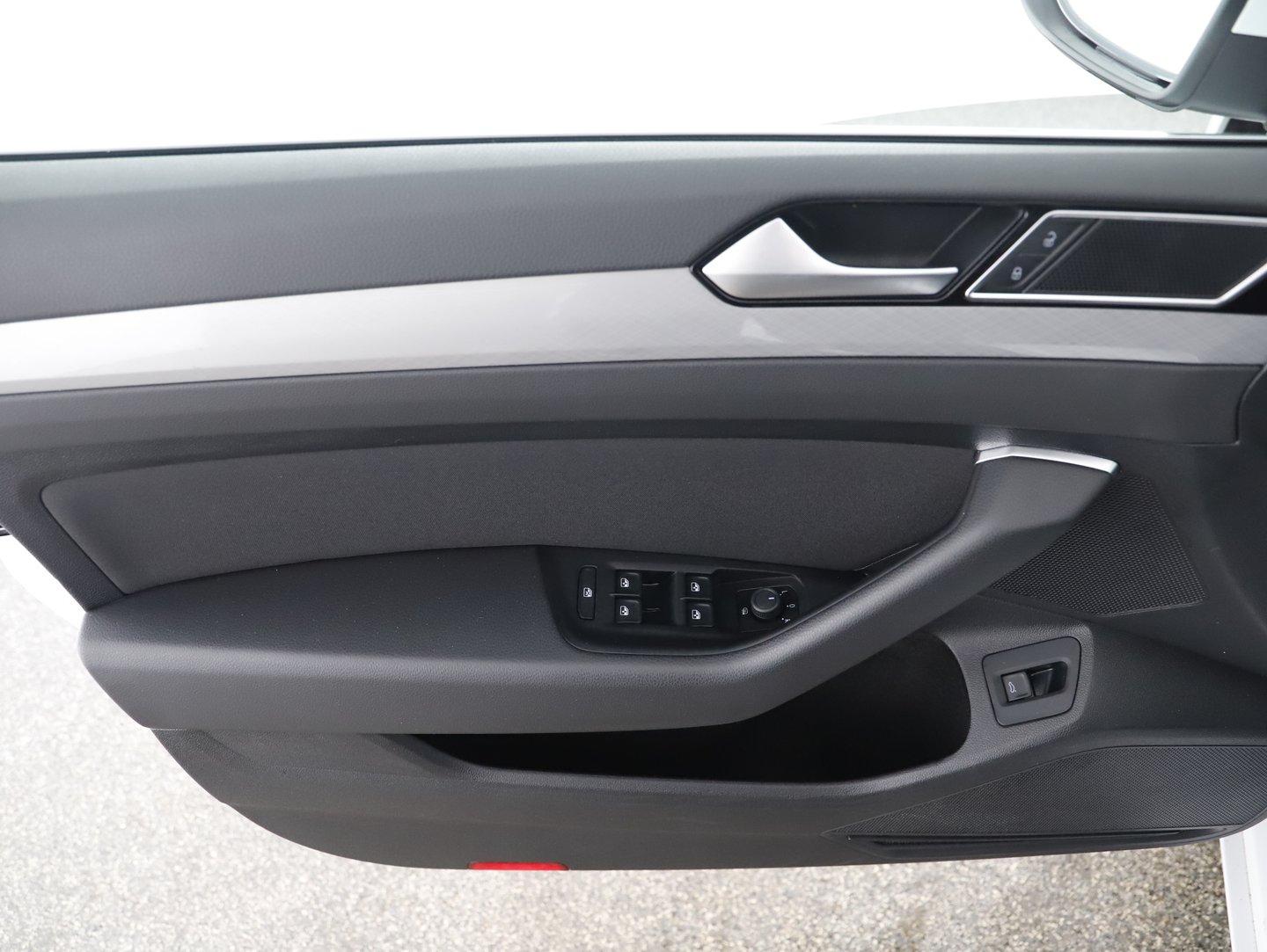VW Passat Variant Business TDI DSG | Bild 4 von 22
