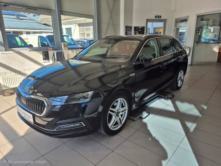Škoda OCTAVIA Combi 4x4 Style TDI DSG