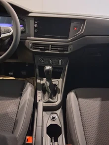 VW Taigo 4Me TSI in Deep Black Perleffekt