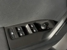 SEAT Arona Reference Edition 1.0 TSI in Candy-Weiß