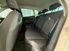 SEAT Arona Reference Edition 1.0 TSI in Candy-Weiß