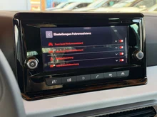 SEAT Arona Reference Edition 1.0 TSI in Candy-Weiß