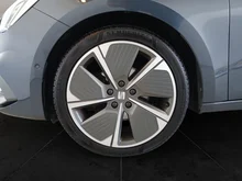 SEAT Leon SP Kombi FR 1.5 eTSI ACT DSG in Magnet-Grau Metallic