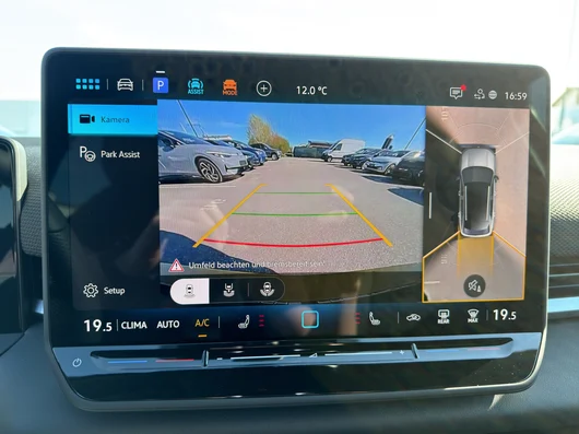 Bild eines VW T-Roc R-Line eTSI DSG