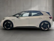 VW ID.3 Pro Performance 150 kW Life in Gletscherweiß Metallic Dach Schwarz
