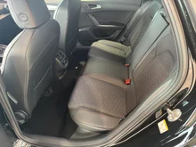 SEAT Leon FR Edition 1.5 TSI 115 PS in Nacht-Schwarz Metallic