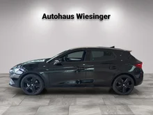 SEAT Leon FR Edition 1.5 TSI 115 PS in Nacht-Schwarz Metallic