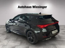 SEAT Leon FR Edition 1.5 TSI 115 PS in Nacht-Schwarz Metallic